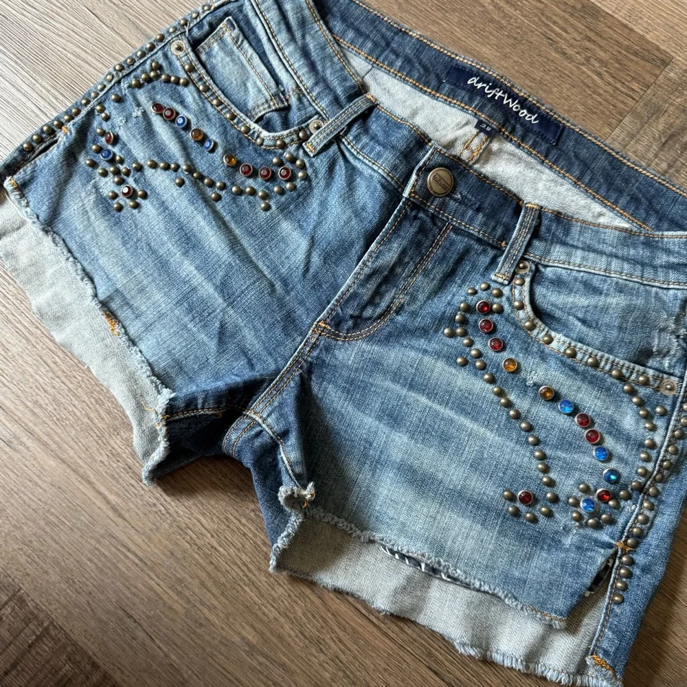 Driftwood Bejeweled Denim Shorts - Picture 4 of 8